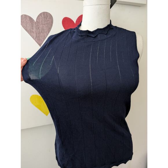 devotion by cyrus nwt top - Picture 2 of 11